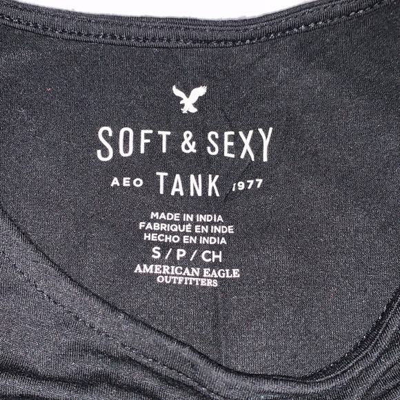 Soft and Sexy American Eagle Floral Tank Top - Picture 4 of 5